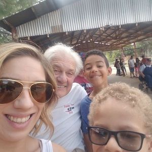 Meet your Posher, Kara